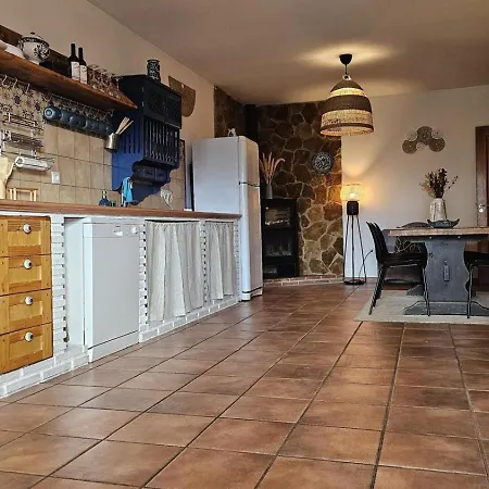 Lolo Villa Loja